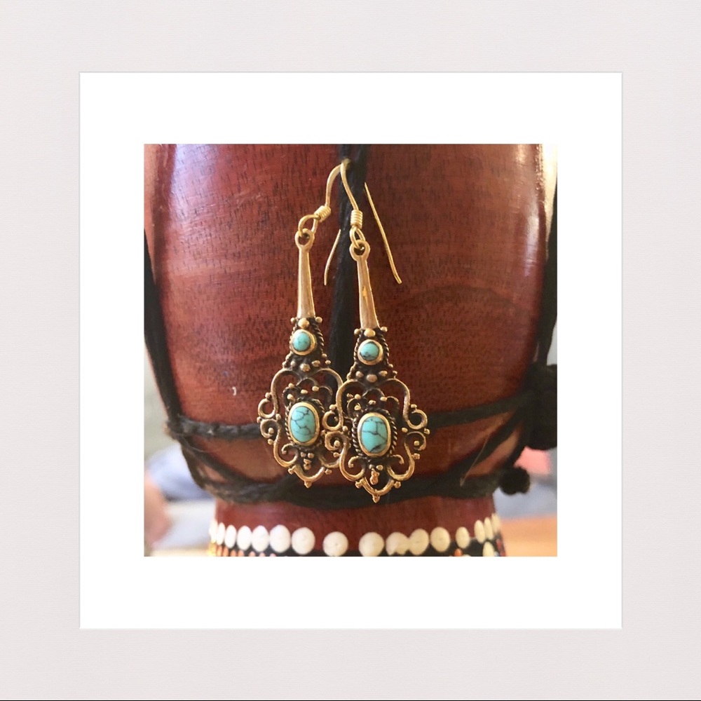 Antique Style Howlite & Bronze Drop Earrings